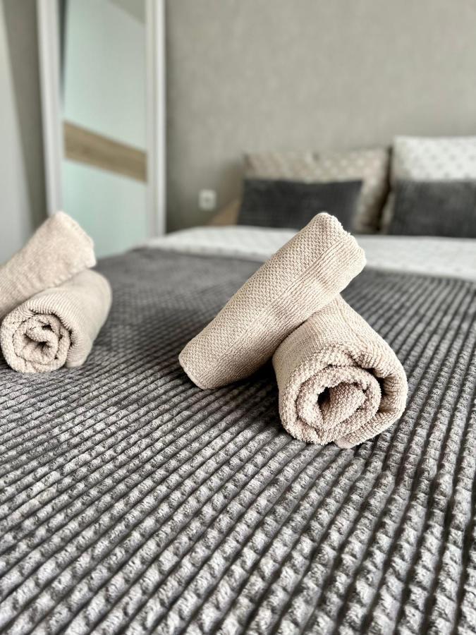 דירות וארנה Comfy & Stylish מראה חיצוני תמונה